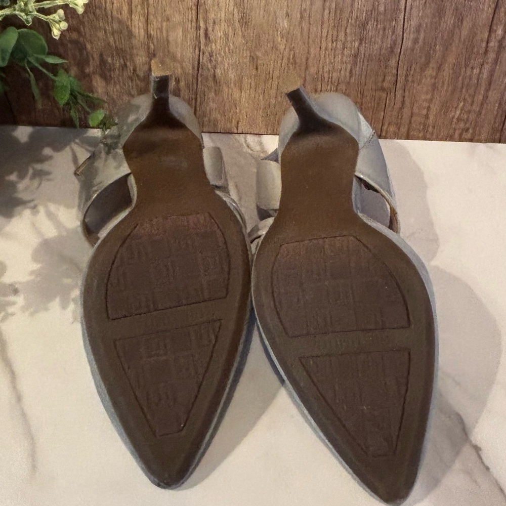 The Limited Chic Gray Strappy Heels - Picture 3 of 6